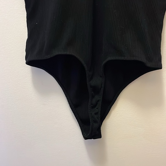 American eagle ribbed black spaghetti strap bodysuit size large - Picture 5 of 7
